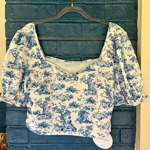 NWT SHEIN Blue and White‎ Puff Sleeve Crop